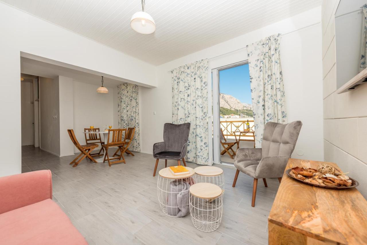 Vista Mare Apartment - 3 Bedroom, Sea View Makarska Eksteriør billede